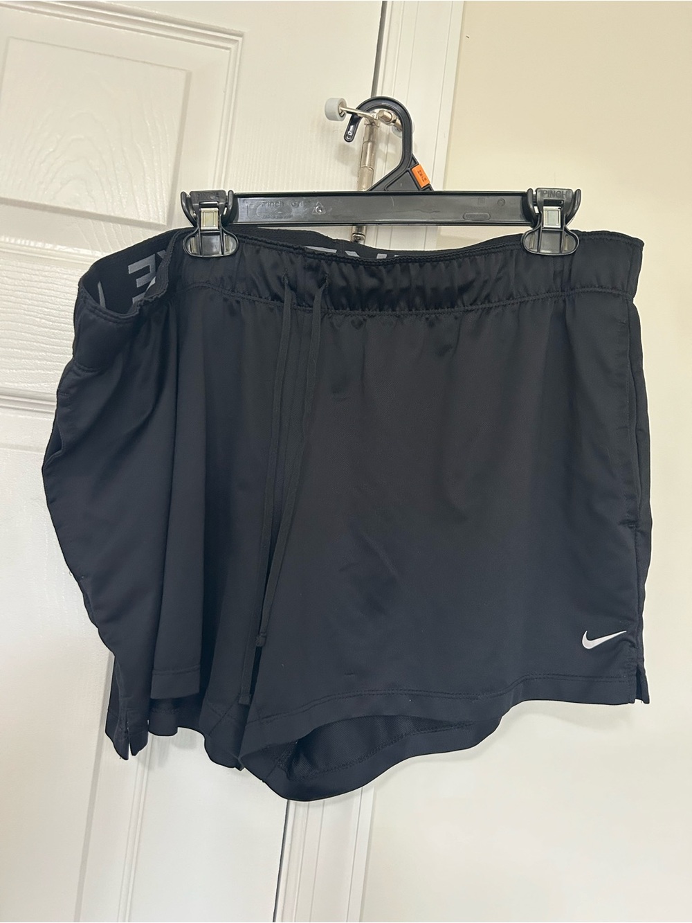 Nike Women's Black Athletic Shorts Dri-Fit XXL